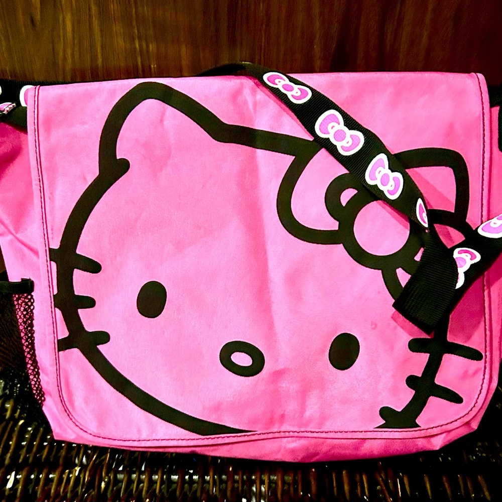 Hello kitty tote .